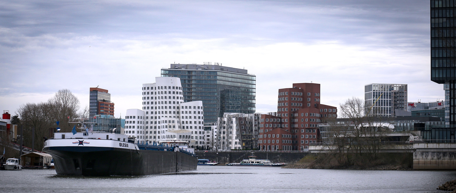 header_news_b37Y6829